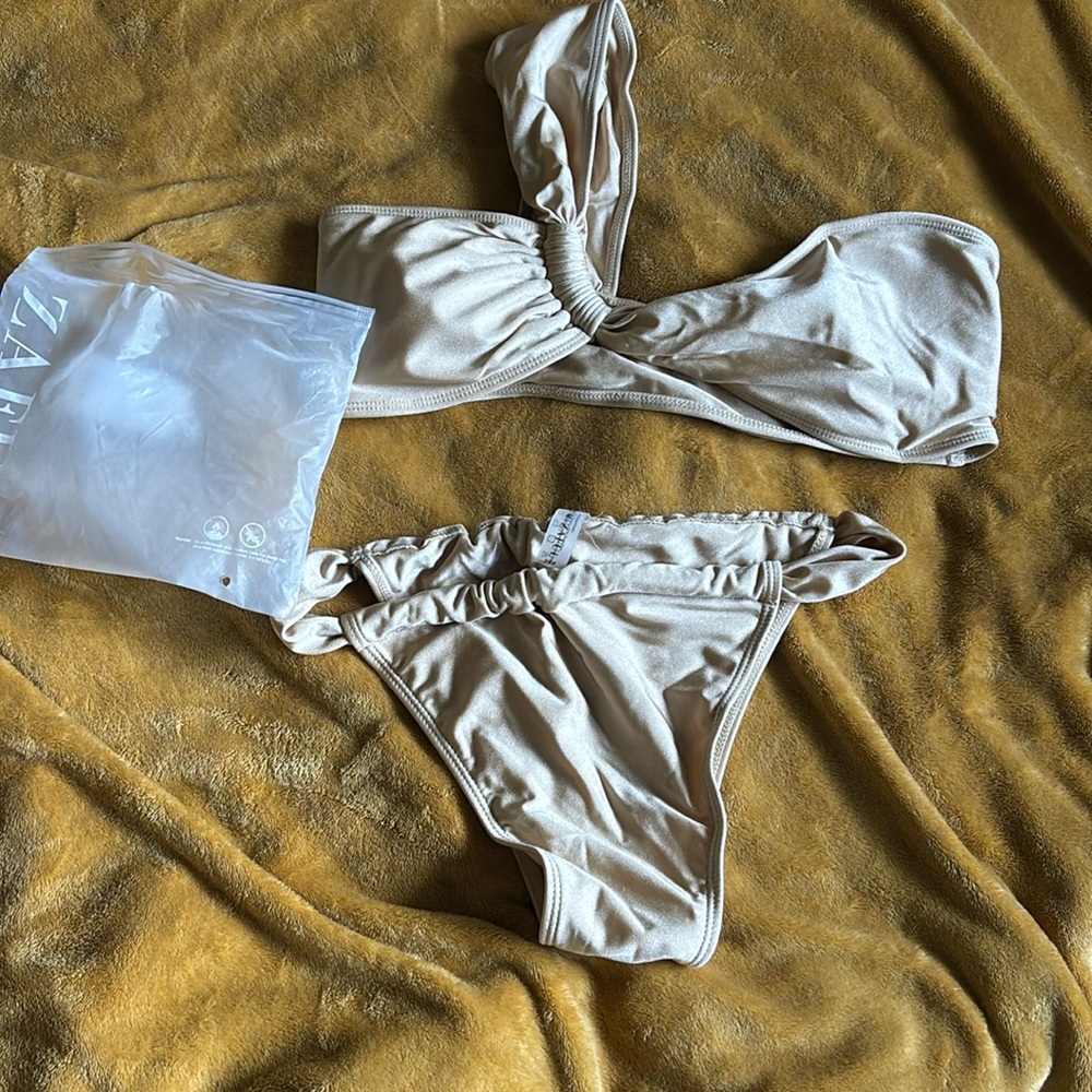 Bikini